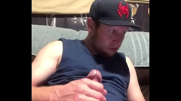 Jerking BWC and shooting a huge Cumshot all over the place