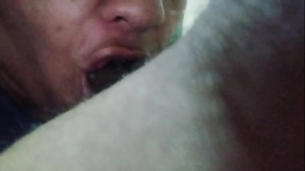 TRANS Bbw mamando gostoso até ganhar leitinho na cara