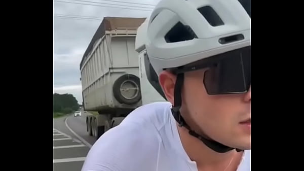 cyclist cums in his lycra shorts