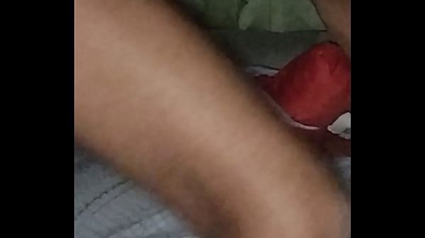 Comendo o ursinho